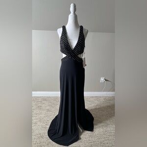 Mac Duggal Black Embellished Prom Dress